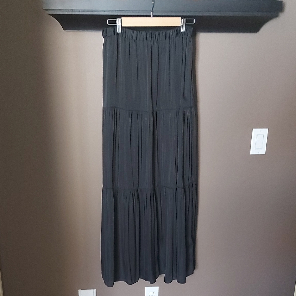 Elegant Black Maxi Skirt